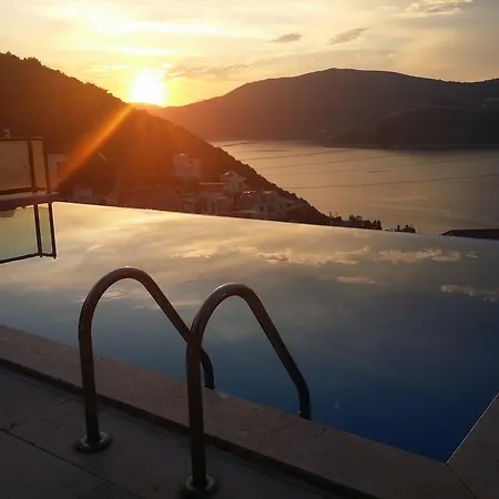 Kiki Kalkan
